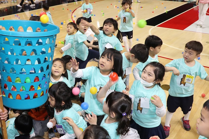 19-1cw14_동래구 국공립어린이집 어린이날 대잔치_부산일보